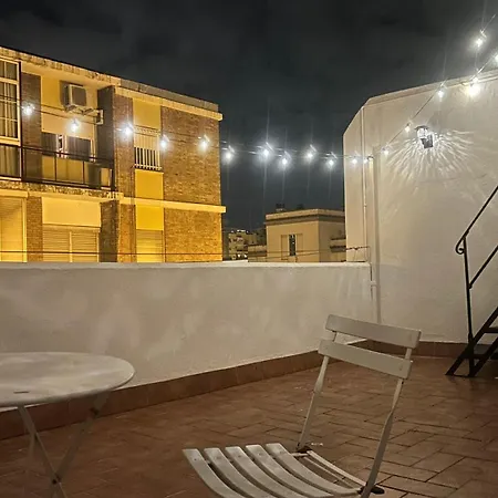 Selecta Casa Junto A Triana Tatil Evi